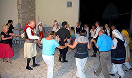 Greek traditional nights | meet the famous Greek hospitality